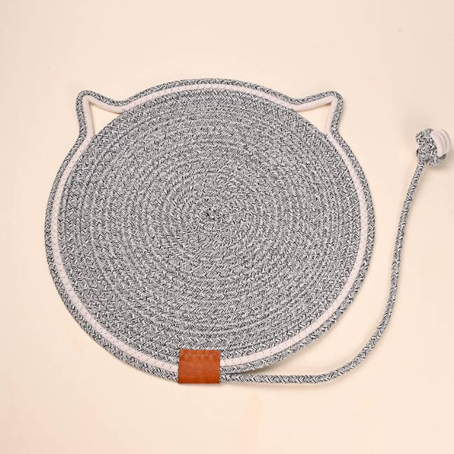 Handmade Sisal Scratcher Mat Woven Cat Scratching Pad Pet Mat With Toy