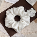 Élastique à cheveux polyvalent en satin perle blanche fait main