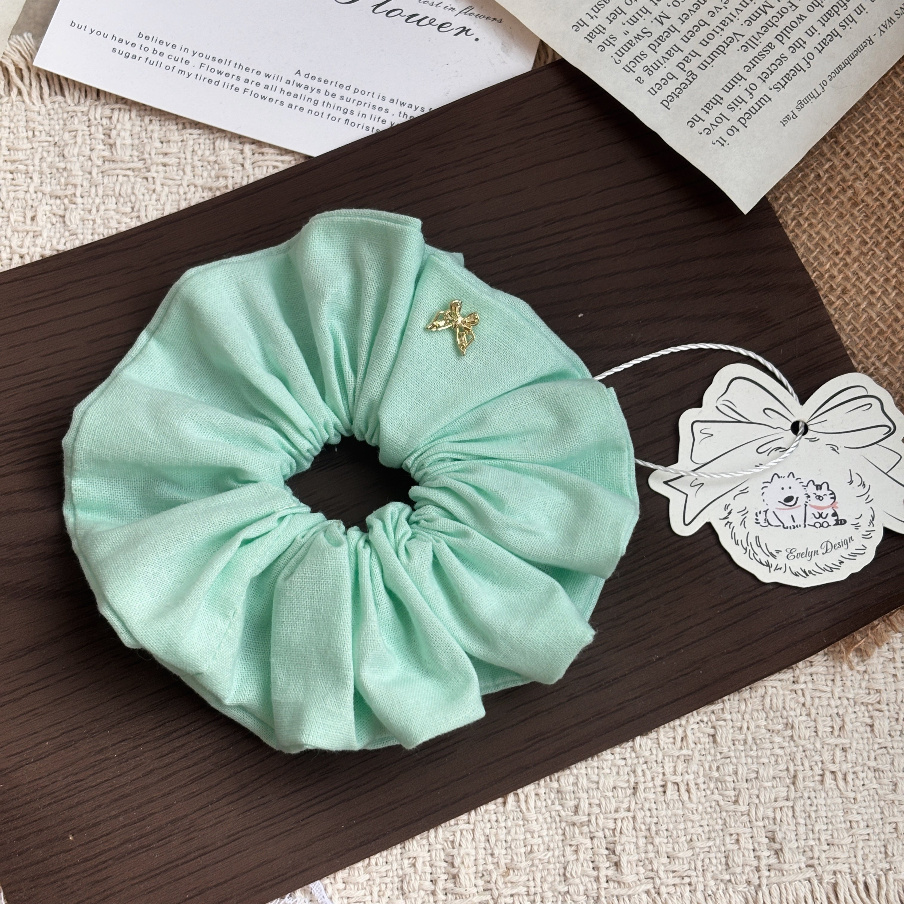 Chouchou Papillon Doré Uni Fait Main Simple et Polyvalent