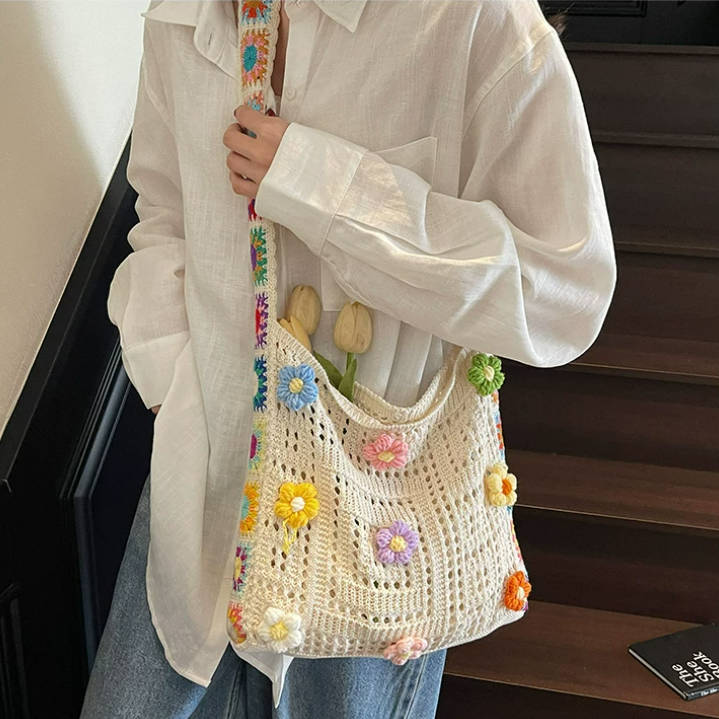 Handgefertigte gehäkelte Erdbeer-Henkeltasche